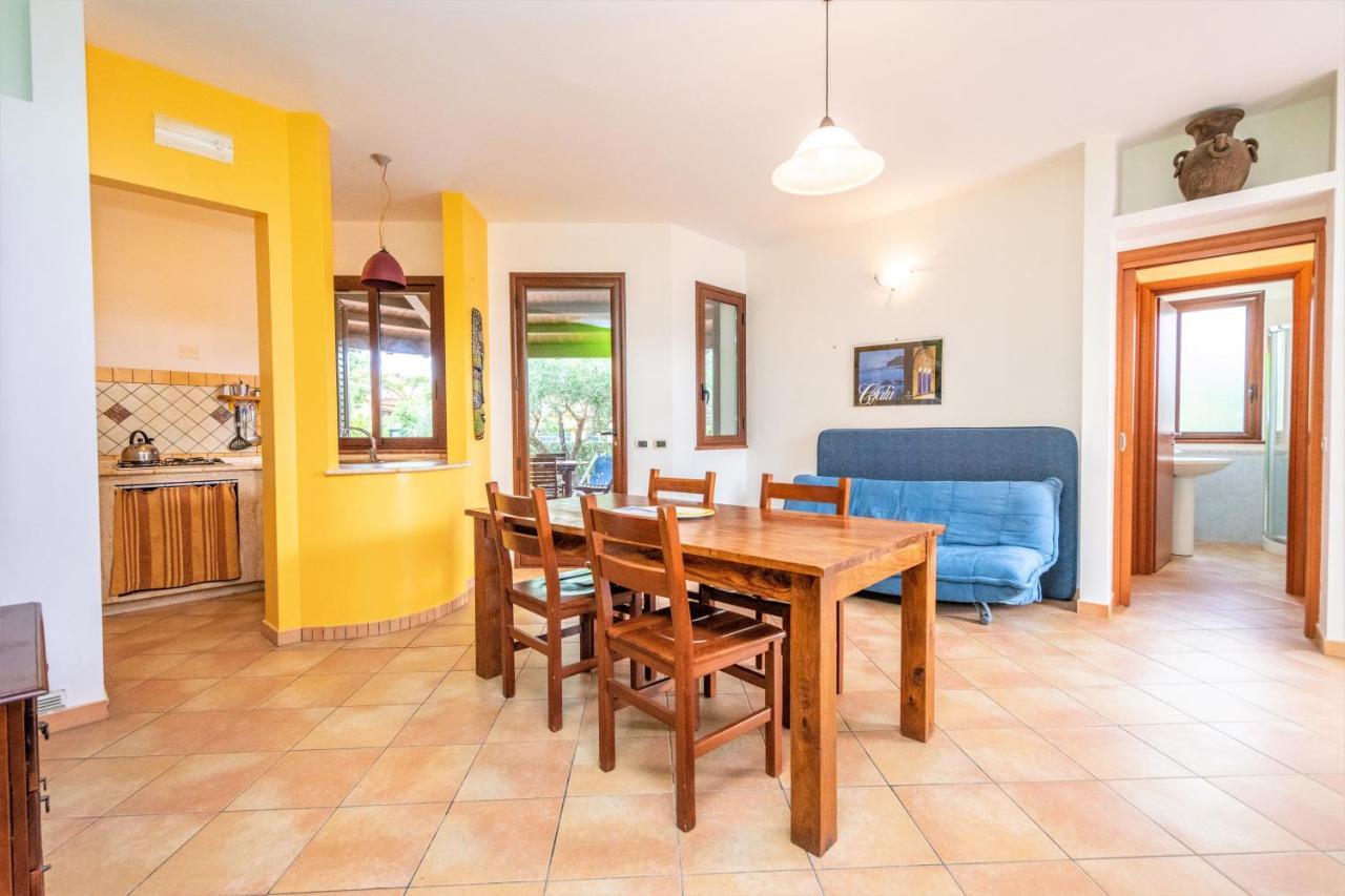 Sole Mare Deluxe Villa Кампофеличе ди Рокела Екстериор снимка
