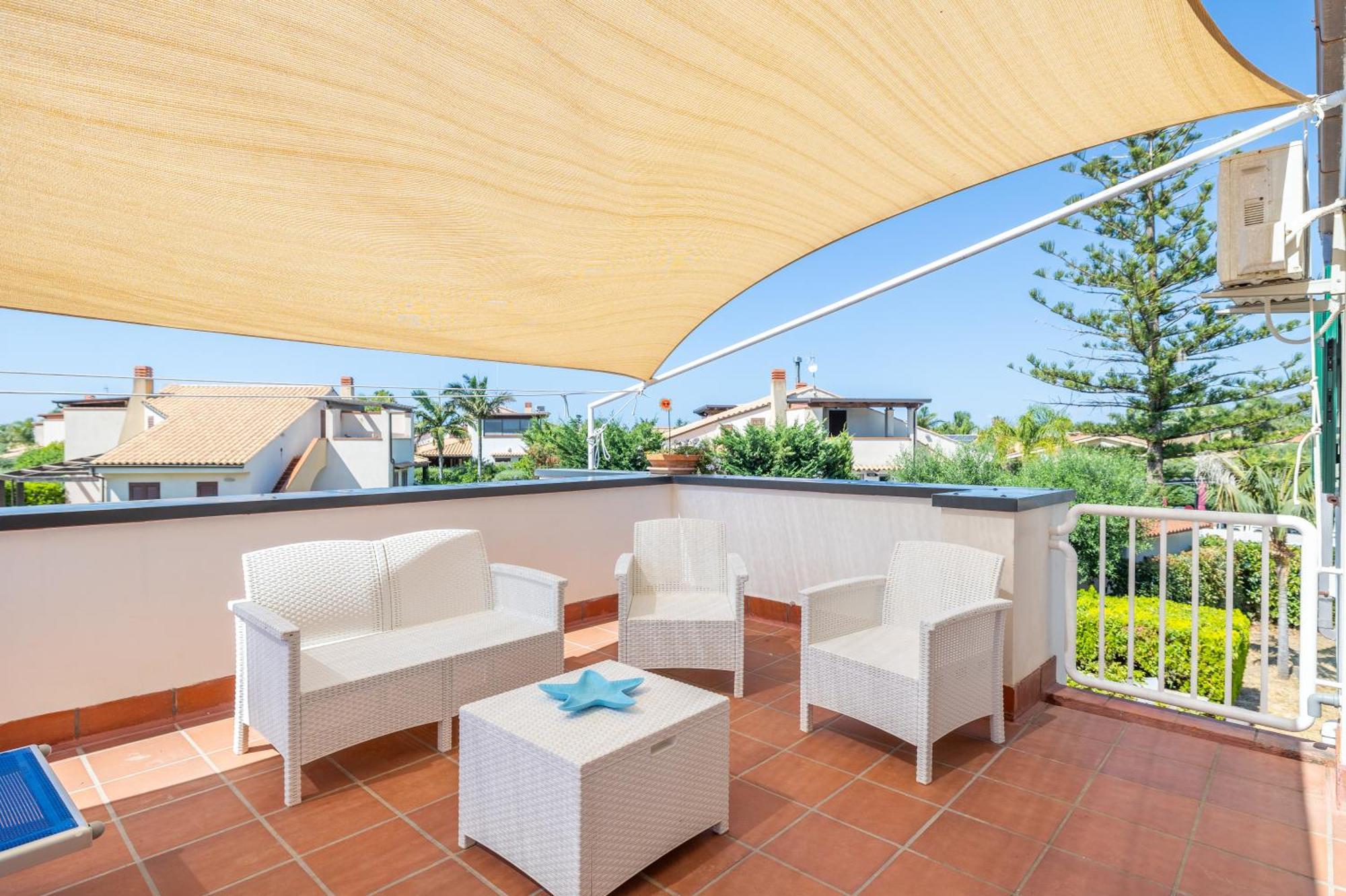 Sole Mare Deluxe Villa Кампофеличе ди Рокела Екстериор снимка