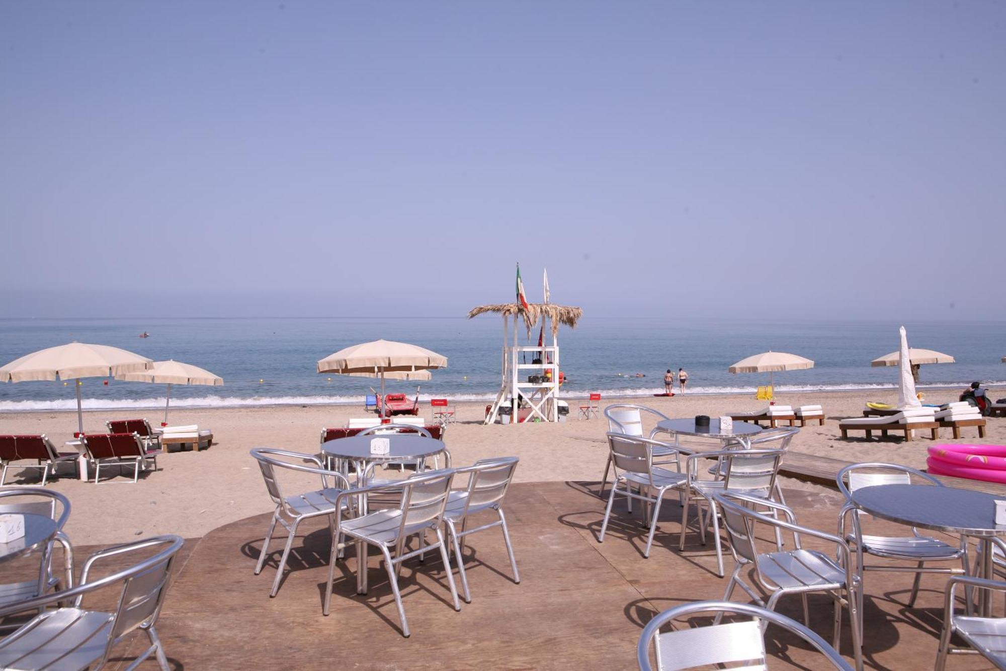 Sole Mare Deluxe Villa Кампофеличе ди Рокела Екстериор снимка